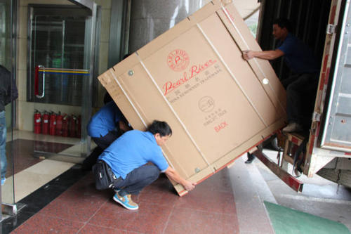 南坤镇钢琴贵重工艺品无忧运